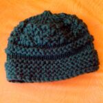 Gorro negro verdoso